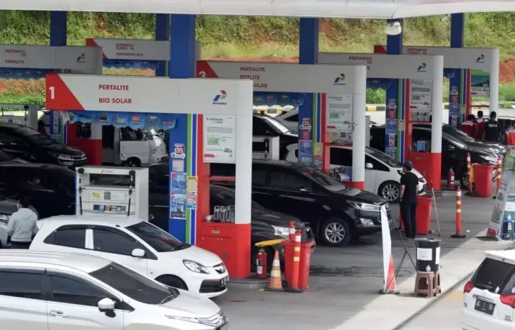 Konsumsi BBM Nataru Diprediksi Naik 5%, Pertamina Jamin Pasokan Aman