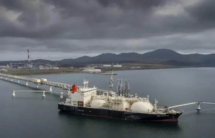 Malu-malu tapi Mau, Impor LNG Eropa dari Rusia Cetak Rekor Tembus 16,5 Juta Ton