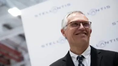 Mengejutkan! Carlos Tavares Mengundurkan Diri dari Stellantis