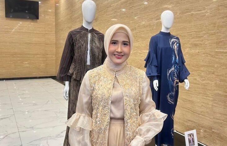 Menginspirasi Anak Muda, Sheyla Taradia Raih Penghargaan HighEnd Lifestyle Award 2024