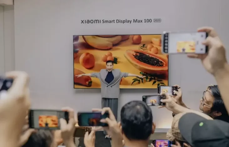 Nonton Drakor dalam tempat TV 100 Inci? Xiaomi Smart Display Max 100 Bikin Tetangga Iri