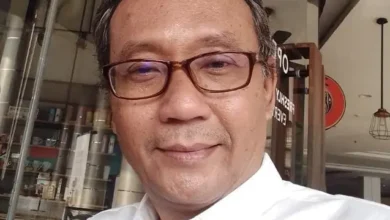 Pengilon pada tempat Galeri Nasional juga Isu Beredel
