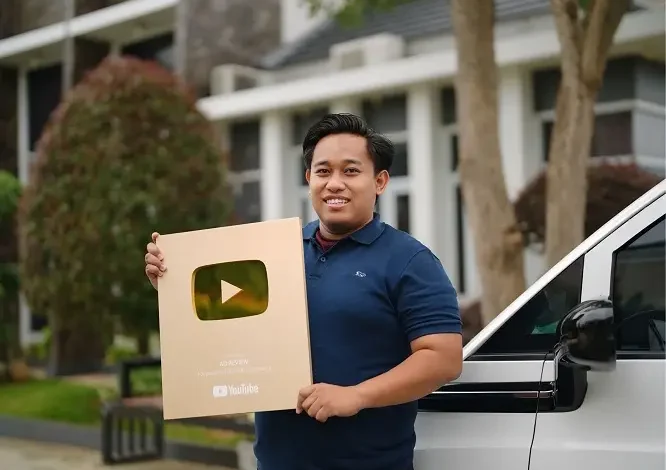 Perjalanan AD REVIEW, Peroleh Pendapatan Tambahan dari YouTube Shopping Affiliates dengan Shopee