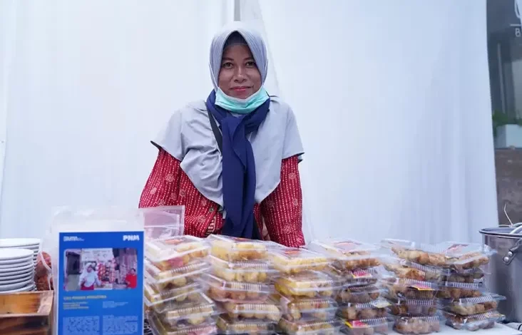 PNM Dampingi Berbagai Nasabah PNM Mekaar Daftar Izin Edar BPOM