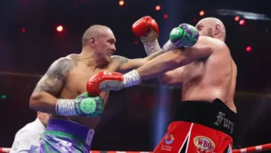 Ronde Tiap Ronde Pertarungan Tyson Fury vs Oleksandr Usyk 2