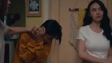 Sinopsis Original Series V+ Pay Later Episode 19 Desember 2024 pada tempat RCTI: Tika dan juga Oca Terjebak Kesalahpahaman, Rizal Menjadi Penyelamat