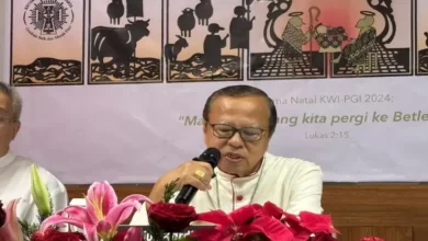 Uskup Agung Sebut Banyak Keluarga Hancur akibat Pinjol juga Judol