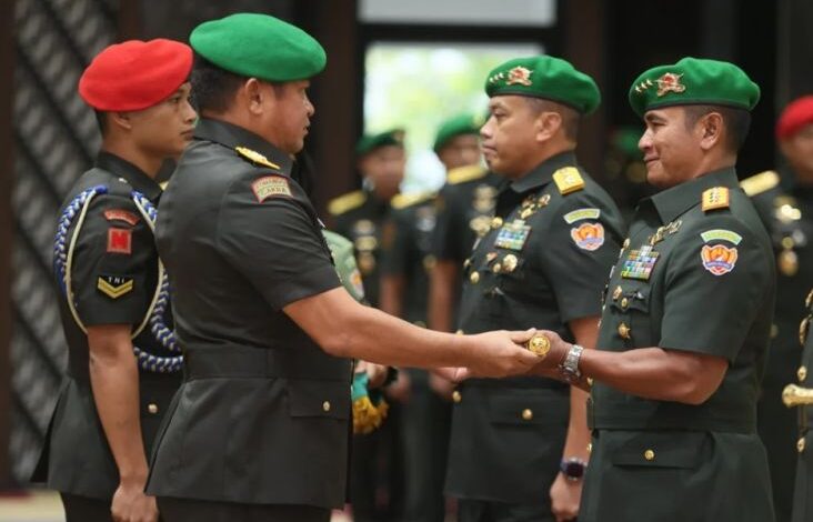 5 Letjen TNI Teman Seangkatan KSAD Maruli, Nomor 4 Perintahkan Tembak Tentara yang digunakan yang disebutkan Membelot ke OPM