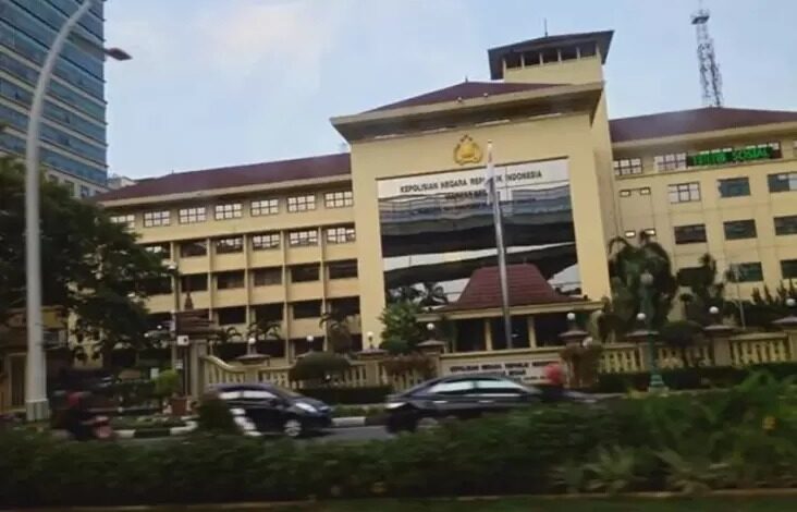 8 Komjen Polisi Bergelar Doktor, Nomor 5 lalu 6 Seangkatan Kapolri