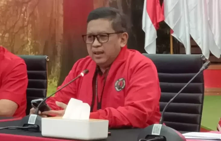 Hasto Akhirnya Muncul, Rambutnya Disemir Hitam Persiapan Diperiksa KPK