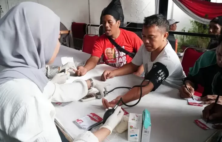 HUT ke-52 PDIP, BMI Gelar Cek Area Bidang Kesehatan kemudian Oli Gratis bagi Ojol