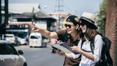 Ingin Liburan Nyaman Maksimal? Debit BRI Multicurrency & BRImo Solusinya