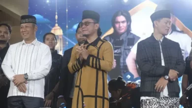 Ke Ponpes Ora Aji, Charly, Ipang Wahid, hingga Helmy Faishal Zaini Beri Semangat Gus Miftah