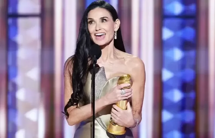 Kejayaan Emosional Demi Moore di area pada Golden Globe 2025, Piala Pertama pada Usia 62 Tahun