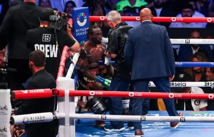 Kemenangan Terence Crawford Atas Canelo Menjadikannya Petinju Terbaik pada 30 Tahun Terakhir