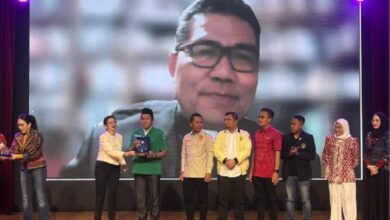 Ketum GP Ansor Addin Jauharudin Raih Penghargaan Atas Kontribusi di area Deklarasi Jakarta-Vatikan