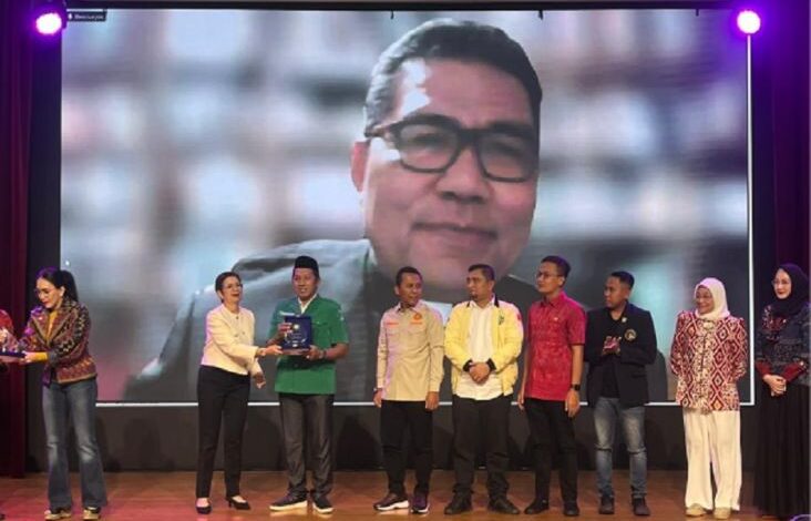 Ketum GP Ansor Addin Jauharudin Raih Penghargaan Atas Kontribusi di area Deklarasi Jakarta-Vatikan
