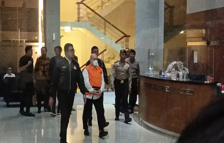 KPK Tahan Mantan Dirut PT Taspen Antonius Kosasih terkait Penanaman Modal Fiktif