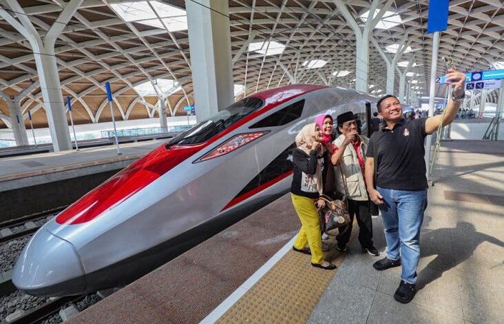 Libur Imlek 2025, Penumpang Whoosh Diprediksi Tembus 22.000 Hari Hal ini adalah