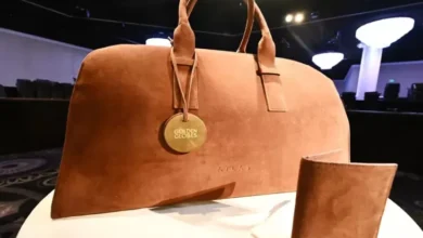 Mengintip Isi Goodie Bag Golden Globe Awards 2025 Senilai Rp16,2 Miliar