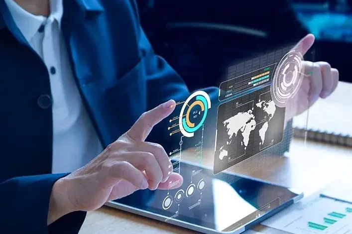 Mengukur Peran Transformasi Digital dalam Mengejar Pertumbuhan Industri Bisnis 8%