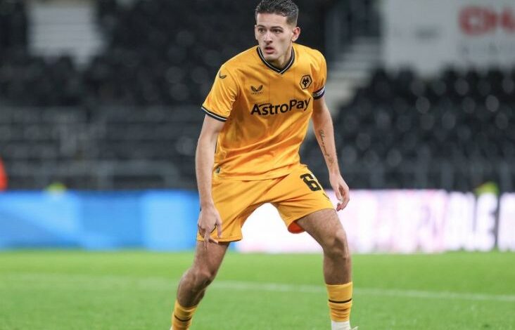 Moncer! Justin Hubner Bantu Wolves Kalahkan Manchester City 3-1