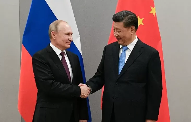 Perkuat BRICS, China kemudian Rusia Tetap Bergandengan Tangan di area area Tahun Baru 2025