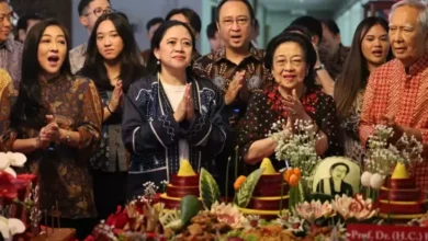 Prabowo Kirim Karangan Bunga Ucapan Selamat Ulang Tahun ke Megawati