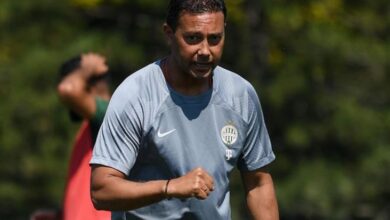 Profil Denny Landzaat, Asisten Patrick Kluivert yang digunakan Fasih Berbahasa Indonesia