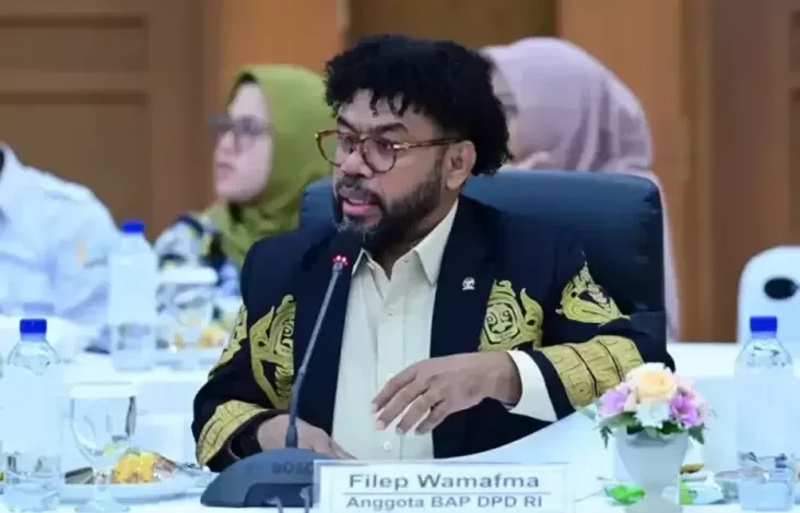 Senator Filep Soroti Hambatan Tukin hingga Beban Administrasi Dosen