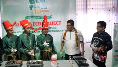 Siswa SMAN 21 Makassar Ubah Limbah Buah Bintaro Menjadi Biofuel pada Kompetisi Toyota Eco Youth