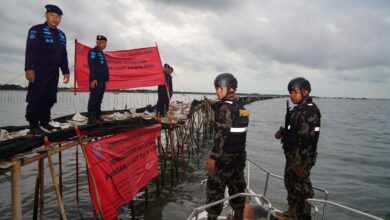KKP pastikan penindakan terkait pagar laut pada Tangerang sesuai aturan