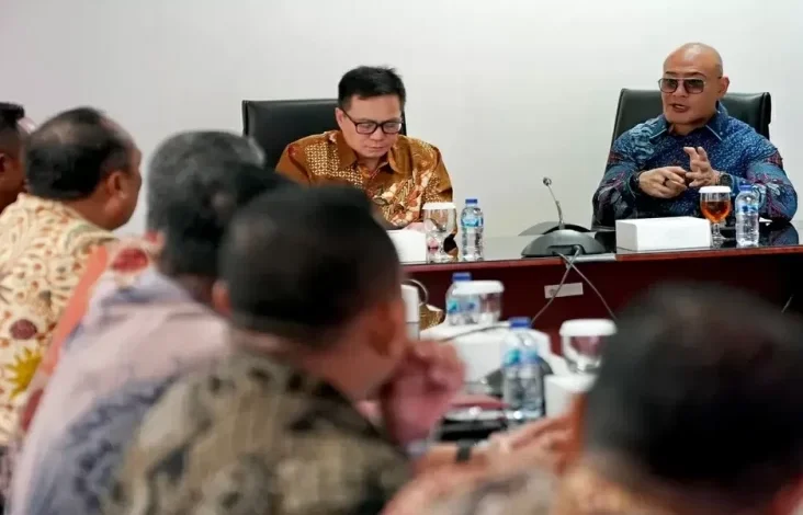 Bisa Apa Deddy Corbuzier Jadi Staf Khusus Menhan? Ini adalah adalah Tugas-tugasnya
