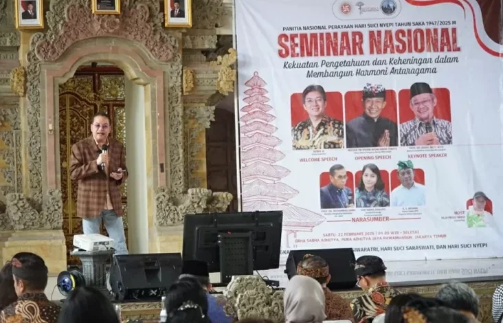 Denny JA Soroti Kecemasan Bertambah pada Era Artificial Intelligence di area Perayaan Hari Suci Saraswati