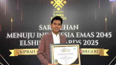 Dianggap Berhasil Urus Kepemudaan, Deputi Kemenpora Asrorun Ni’am Sholeh Diganjar Penghargaan