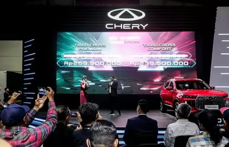 Hadir di tempat area IIMS 2025, Chery Tiggo Cross Tampilan Stylish, Canggih, juga Aman