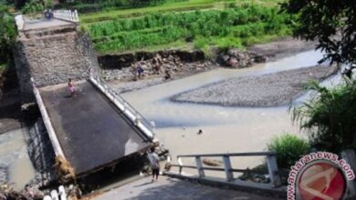 Jembatan ambruk di area area Korea Selatan tewaskan empat pekerja bangunan