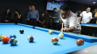 Judika Unjuk Kemampuan Bermain Biliar di dalam pada Depan Hary Tanoesoedibjo kemudian Kevin Sanjaya