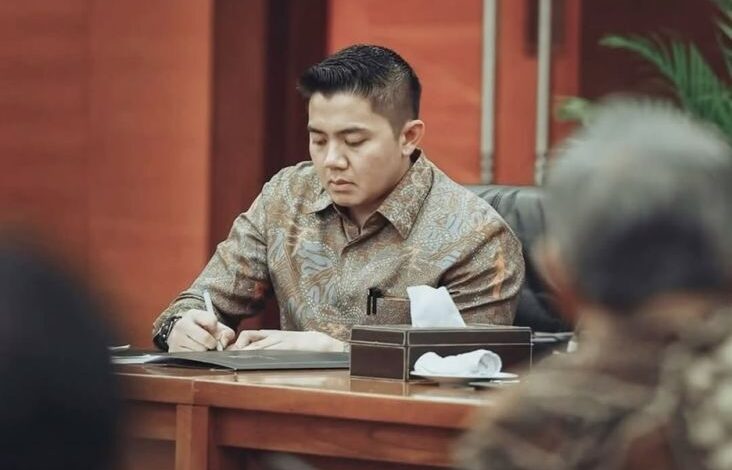 Mayor Teddy Bantu Anak Kejang dalam tempat Rest Area, Biayai Pengobatan hingga Perintahkan Ajudan Antar Pulang