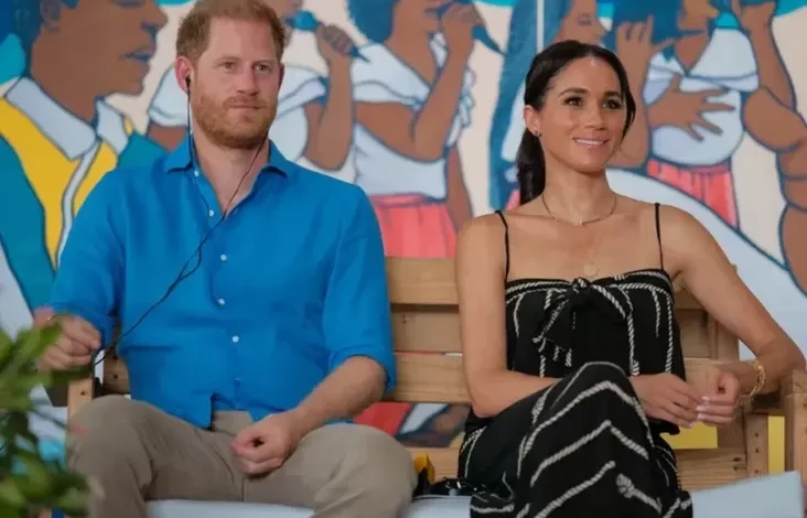 Meghan Markle Tinggalkan Pangeran Harry demi Pesta dengan Artis Hollywood