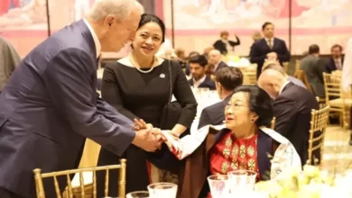 Momen Mantan Wapres Negeri Paman Sam Al Gore Berbincang dengan Megawati di dalam tempat Vatikan