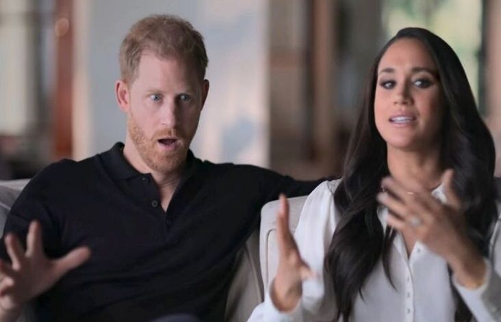 Pakar Bahasa Tubuh Ungkap Kegelisahan Pangeran Harry pada waktu Dekat Meghan Markle, Gesturnya Aneh