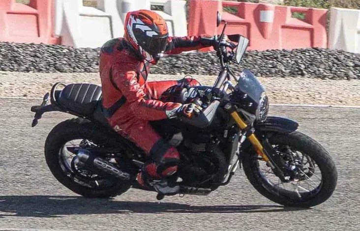 Triump Mulai Uji Coba Scrambler 400 XE lalu juga Speed 400 RR