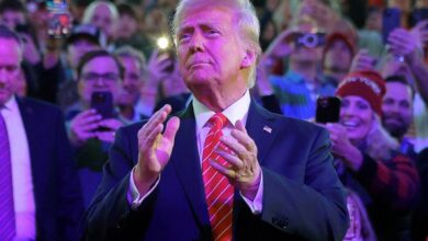 Trump Melunak, Tunda Tarif Impor 25% ke Meksiko