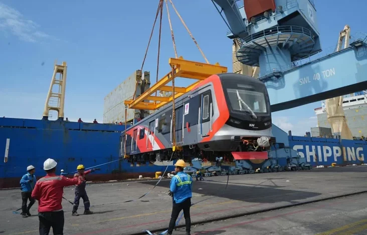 2 Trainset KRL Commuter Baru dari China Sampai pada di Indonesia, Kapan Dipakai KAI?