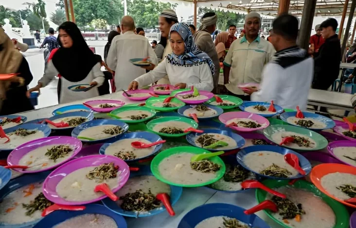 3 Tips Buka Puasa Baik ala Ade Rai, Hindari Gorengan Perbanyak Serat
