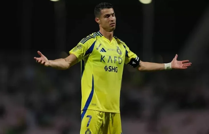 Benarkah Cristiano Ronaldo Terancam Hukuman Cambuk 99 Kali lantaran Peluk Wanita Disabilitas di Iran?