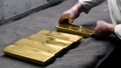 Efek Perang Dagang, Harga Emas Ukir Sejarah Baru Tembus Level USD3.000