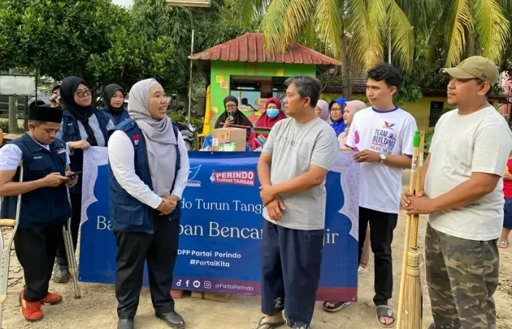 Partai Perindo Salurkan Bantuan, Korban Banjir Bekasi: Sangat Membantu