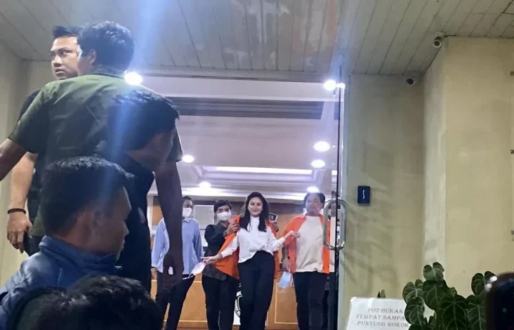 Selain Kasus Pemerasan, Nikita Mirzani Bakal Jadi Tersangka Penganiayaan Razman Nasution